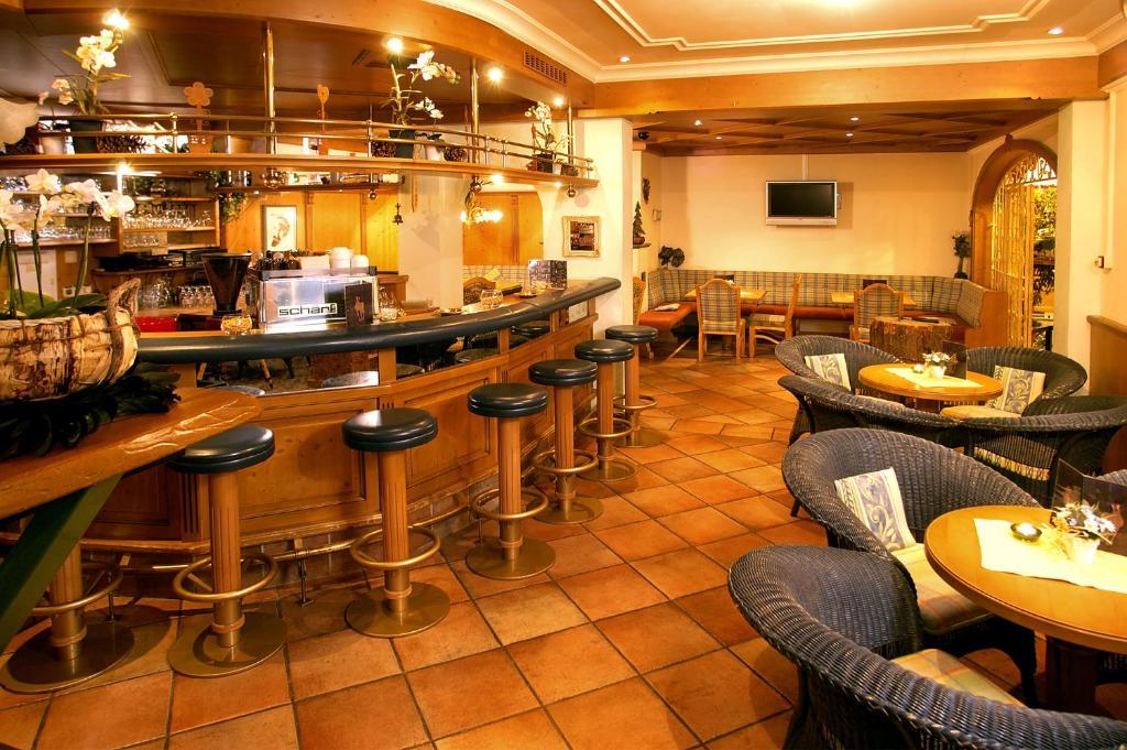 Hotel St. Hubertushof Zell am See Exterior photo